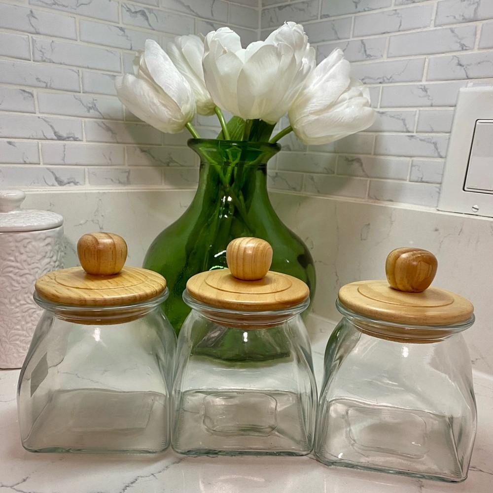 Glass Jars with Wooden Lids - Picture 2 of 3